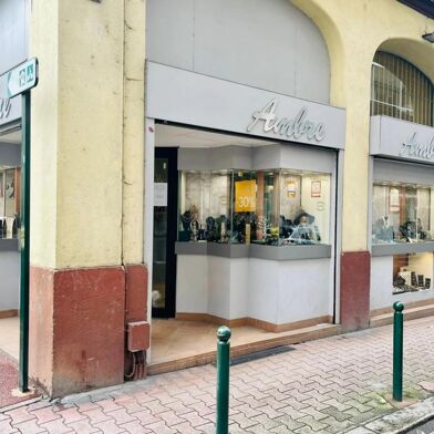 Commerce 4 pièces 65000 €