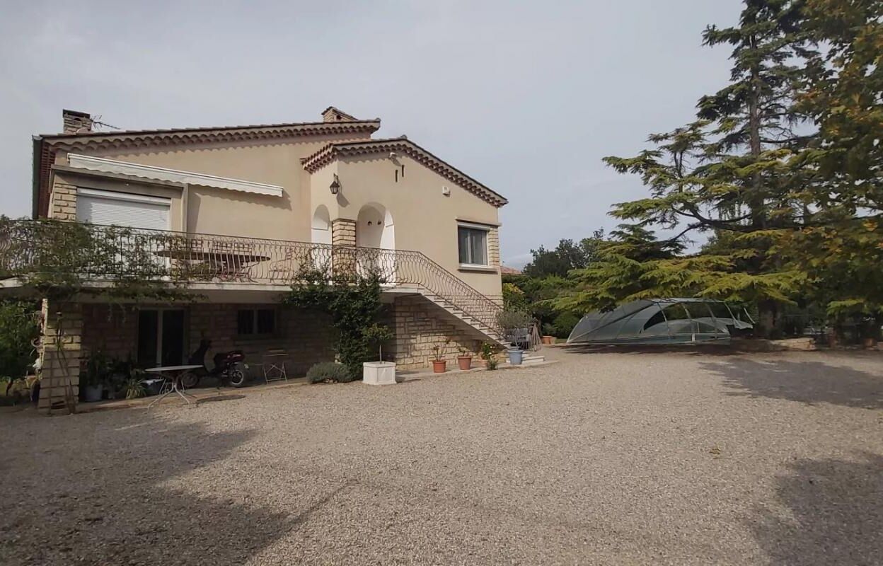 maison 4 pièces 130 m2 à vendre à Carpentras (84200)