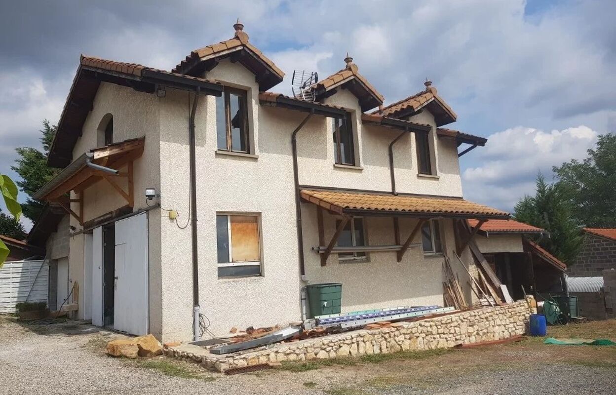 maison 4 pièces 140 m2 à vendre à Lucenay (69480)