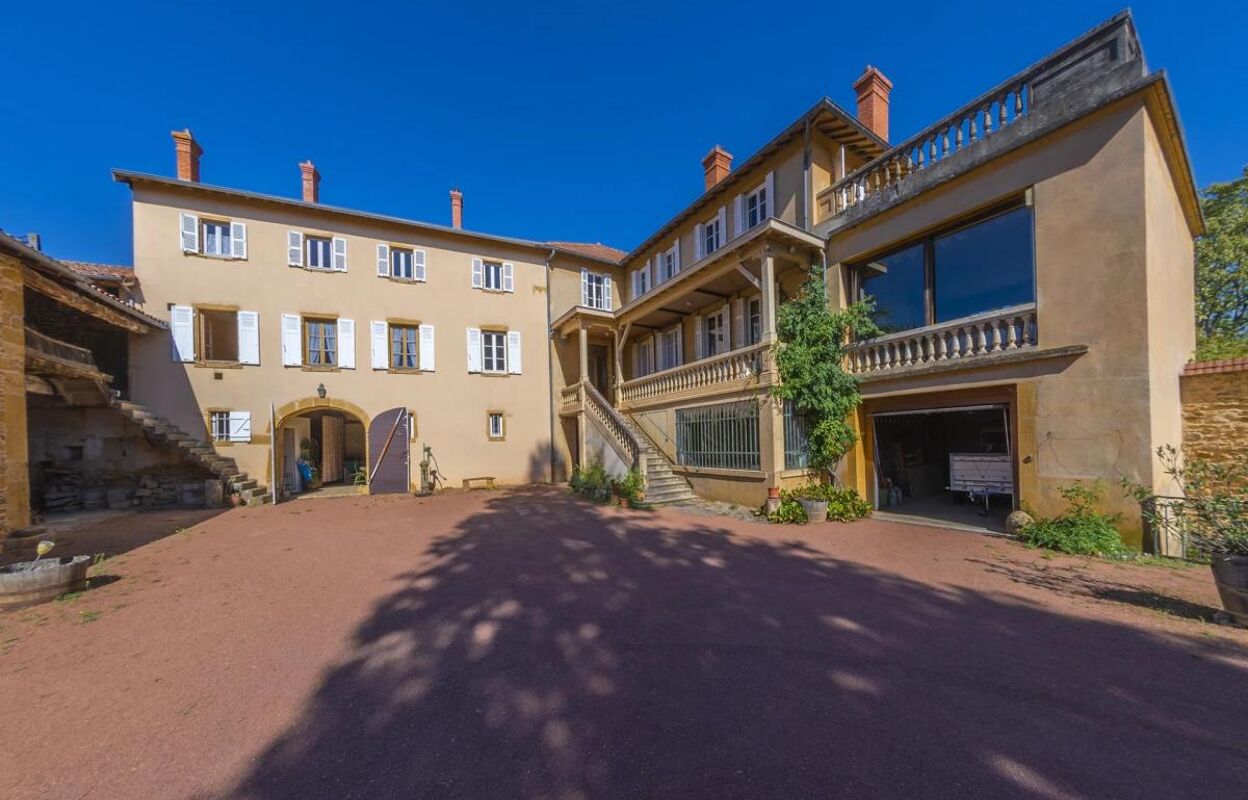 maison 10 pièces 575 m2 à vendre à Lentilly (69210)