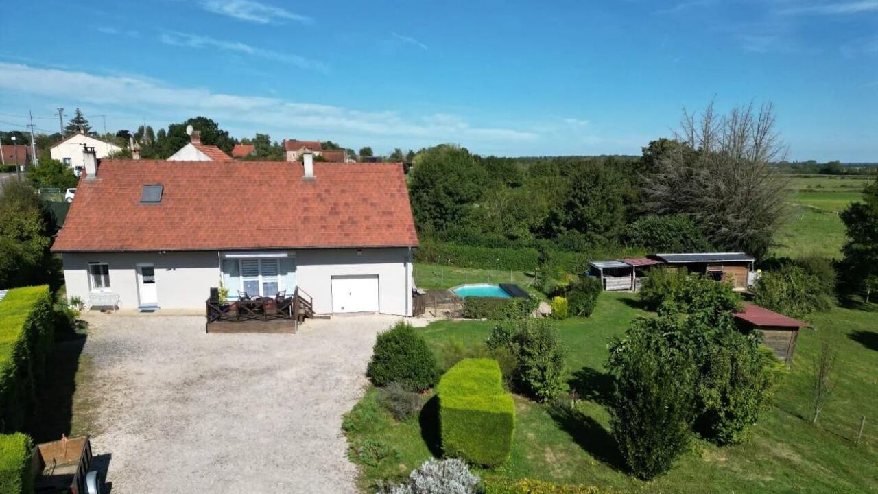 maison 6 pièces 135 m2 à vendre à Pierre-de-Bresse (71270)