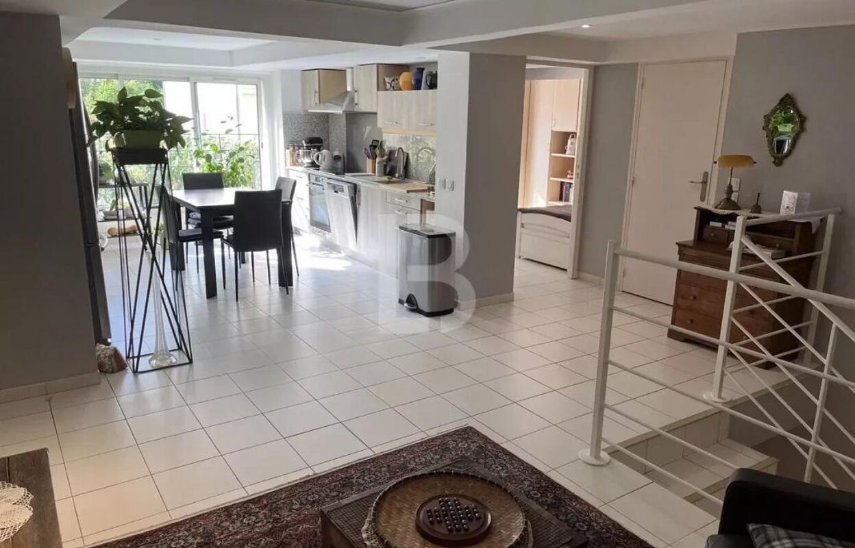 appartement 7 pièces 174 m2 à vendre à Nice (06100)