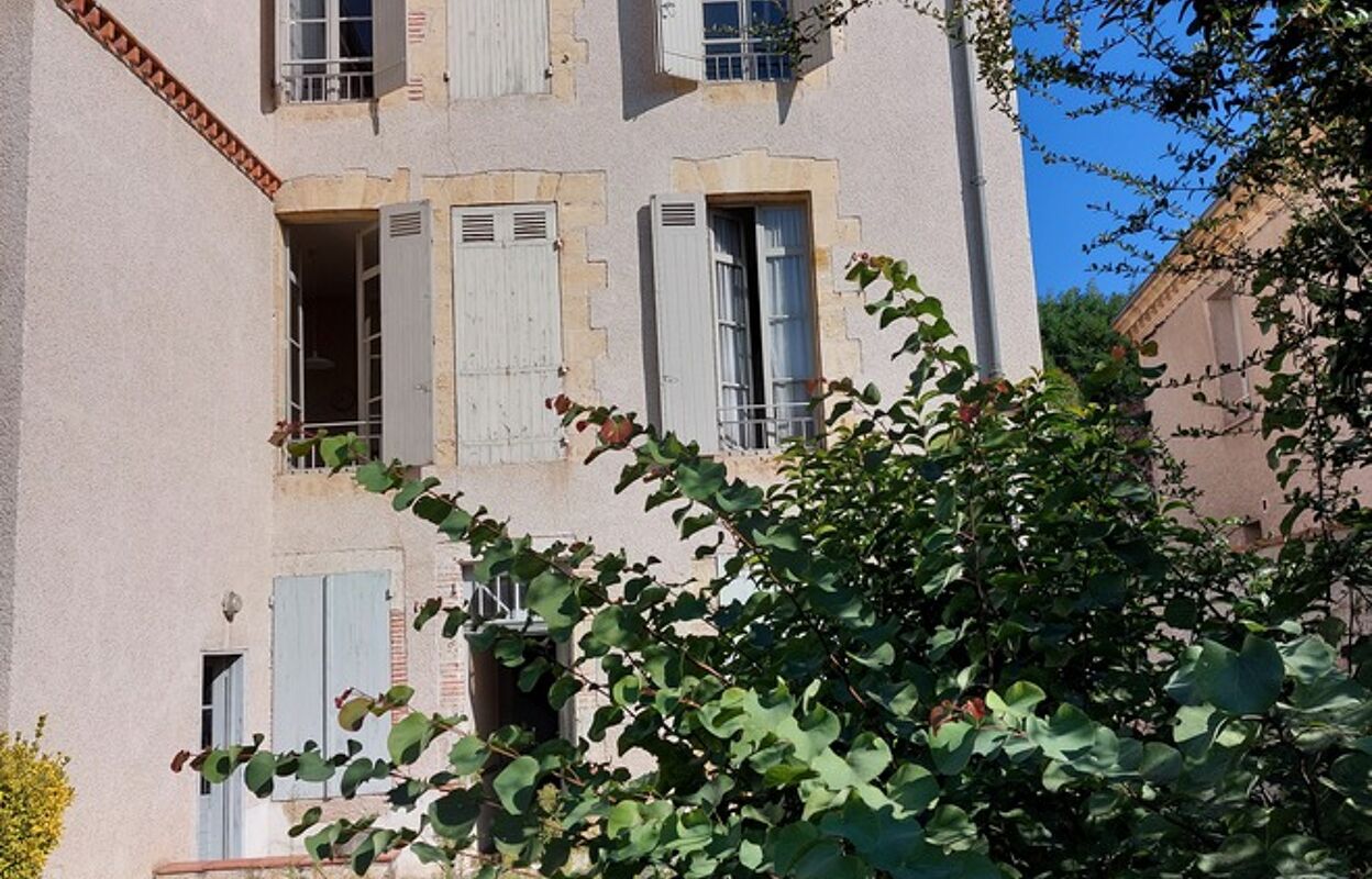 maison 12 pièces 300 m2 à vendre à Agen (47000)