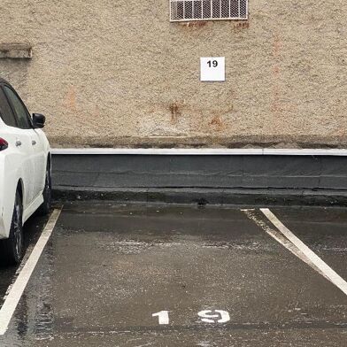 Parking 12 m²