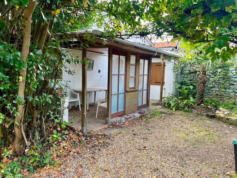 Maison À Vendre — photo 1