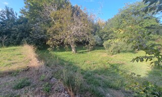 Terrain  877 m² à vendre à Uzès (30700)