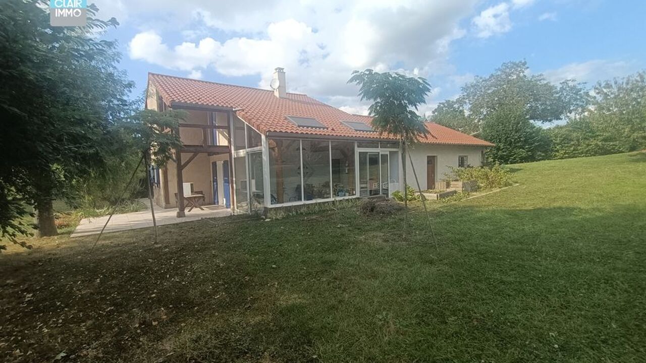 maison 6 pièces 130 m2 à vendre à Lugny (71260)