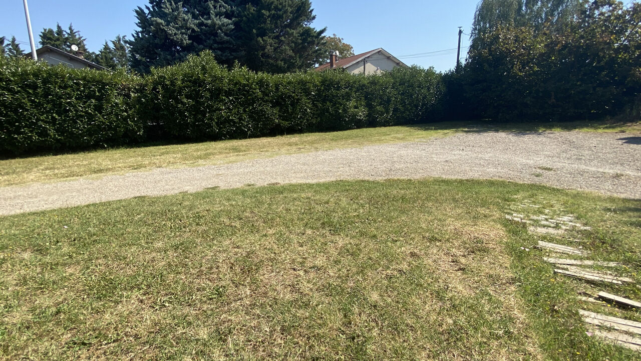 terrain  pièces 332 m2 à vendre à Feyzin (69320)