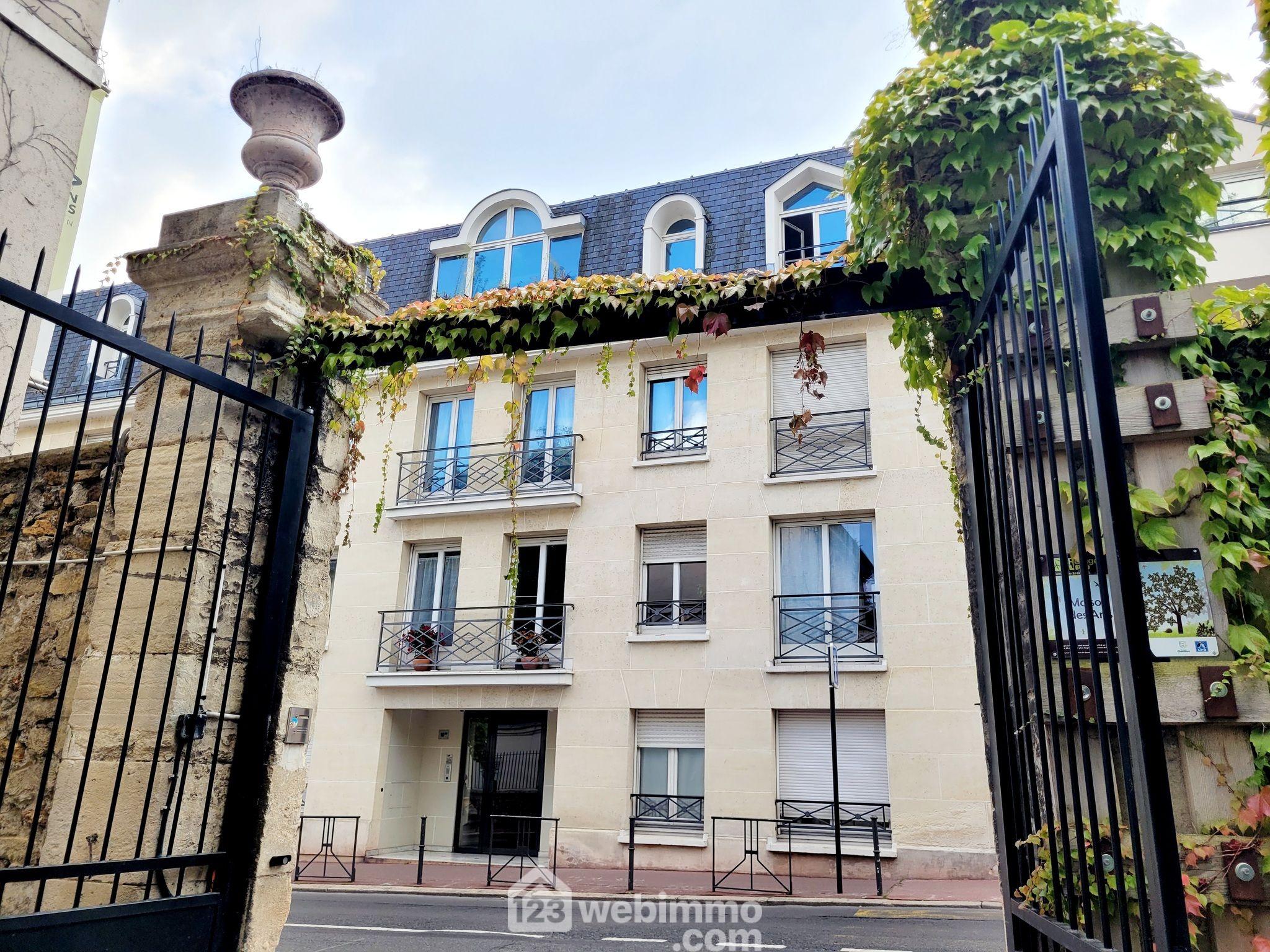Photo Appartement - 27m² - Châtillon image 1/4