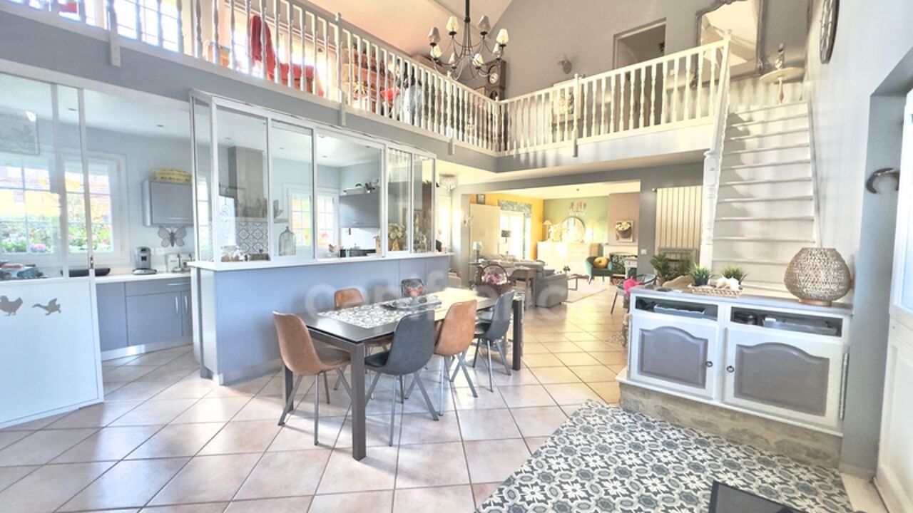 maison 5 pièces 196 m2 à vendre à Épône (78680)