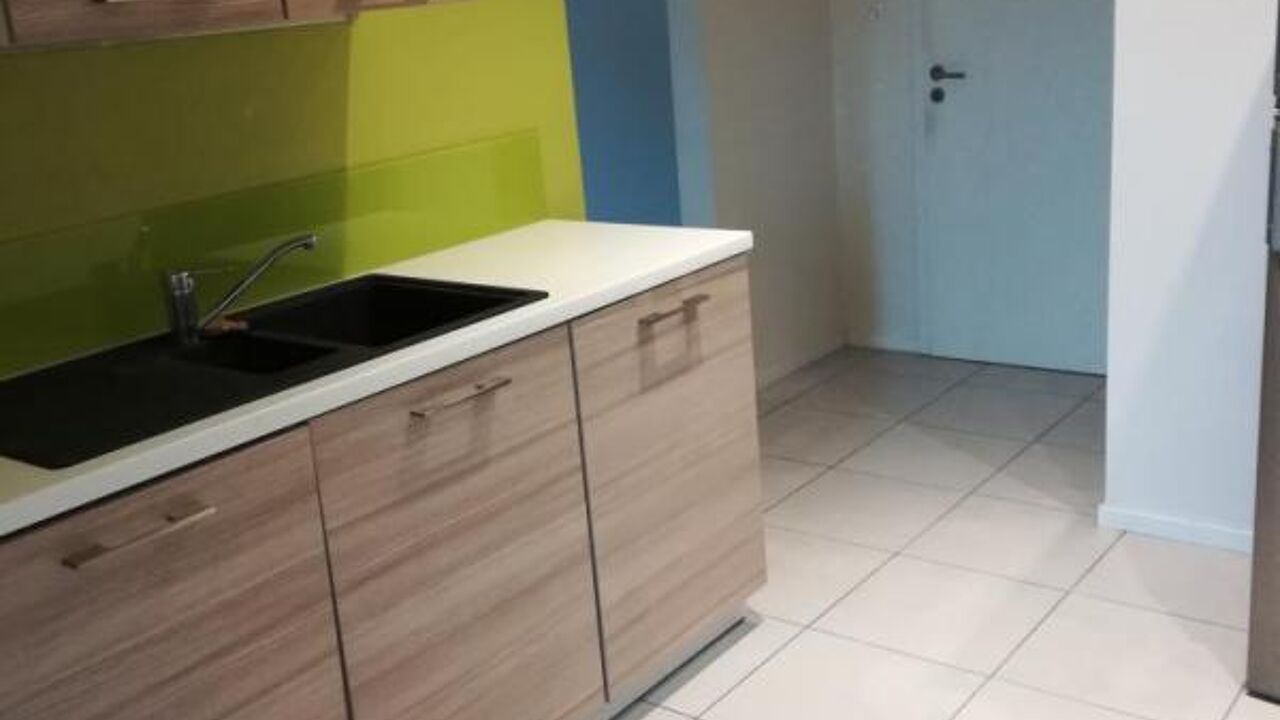 appartement 4 pièces 100 m2 à louer à Belfort (90000)