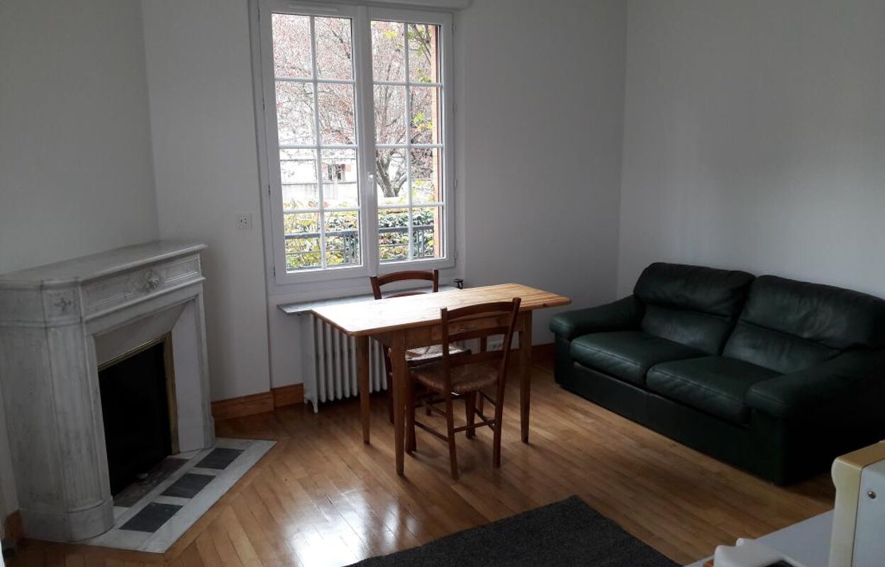 appartement 2 pièces 35 m2 à louer à Orléans (45000)