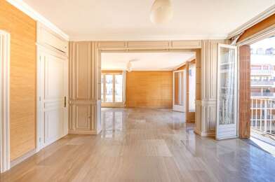 Appartement 5 pièces 2550 €
