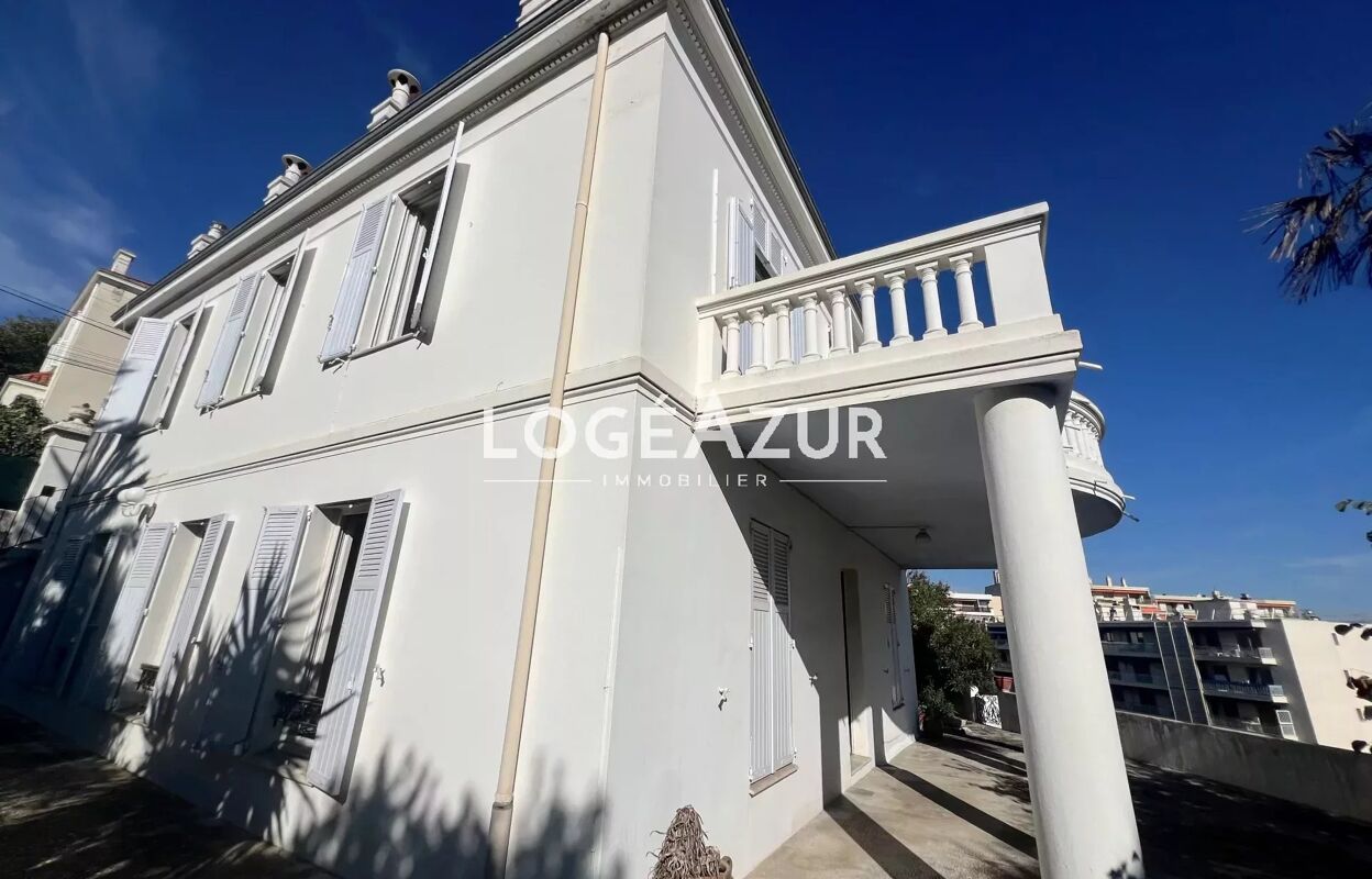 maison 8 pièces 219 m2 à vendre à Antibes (06600)