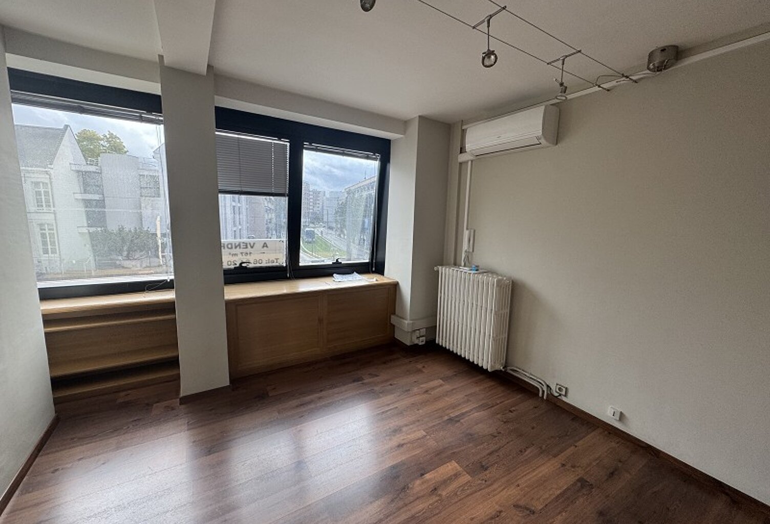 Bureaux VALENCIENNES — photo 1