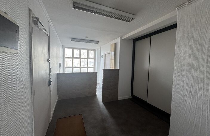 Bureaux VALENCIENNES — photo 2
