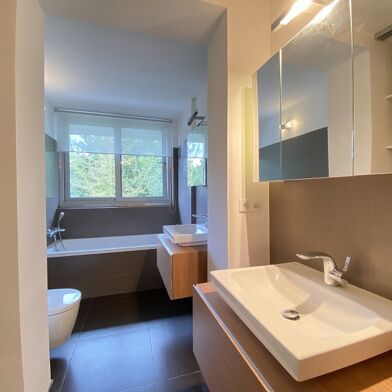 Appartement 5 pièces 1750 €