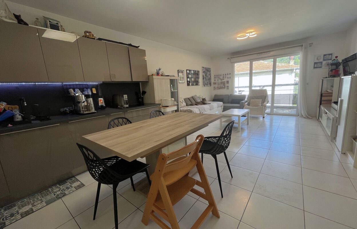 appartement 3 pièces 65 m2 à vendre à Nice (06100)