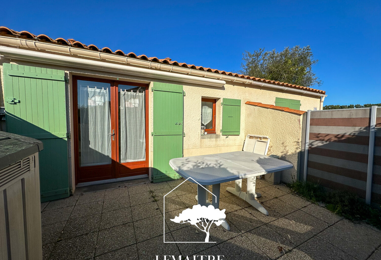 Villa La Palmyre en très bon état — photo 1