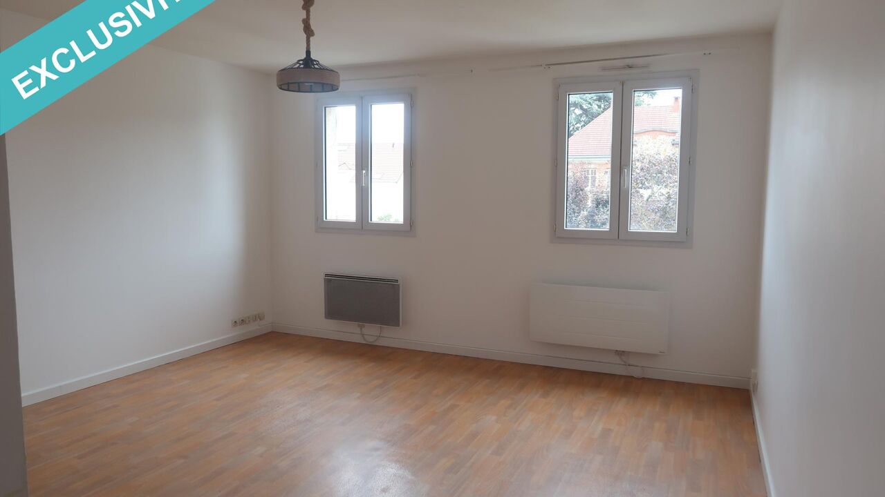 appartement 2 pièces 45 m2 à vendre à Chilly-Mazarin (91380)