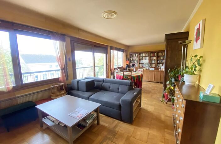 Appartement lumineux avec grande terrasse en plein cœur de Montargis — photo 2