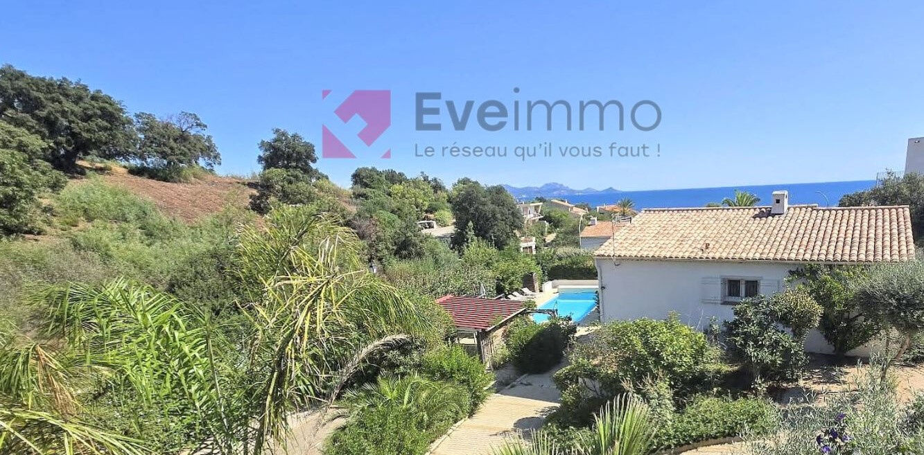 Villa / Maison 6 pièces  à vendre Issambres (Les) 83380