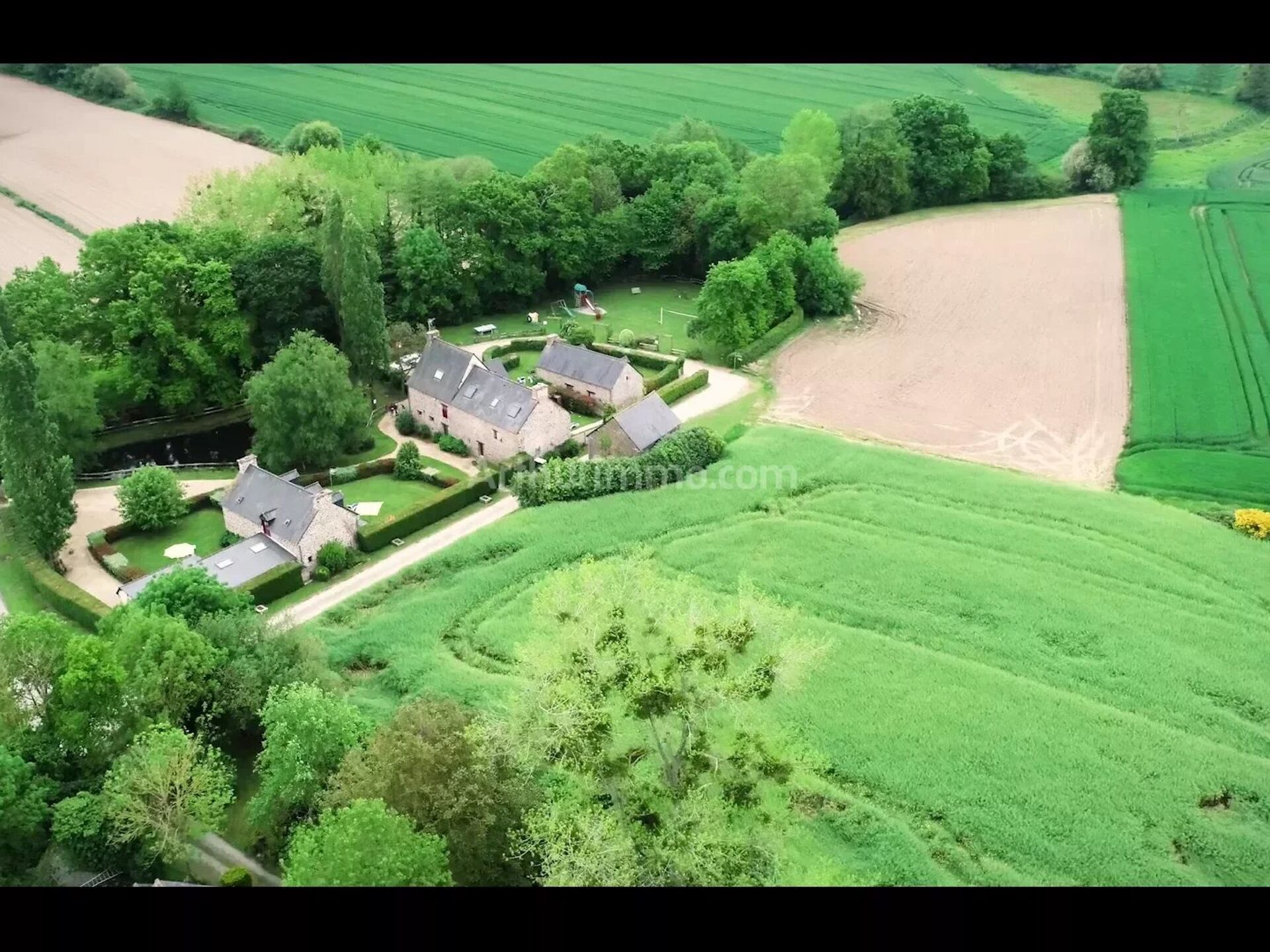 Maison 22 pièces 438 m² · à Dinan · 438 m² · 1 155 000 €