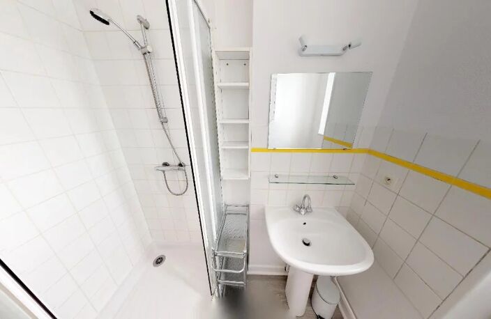 A LOUER - Appartement 2 pièces meublé proche gare — photo 5