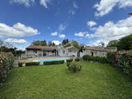 Maison avec jardin, piscine et dépendance — photo 2