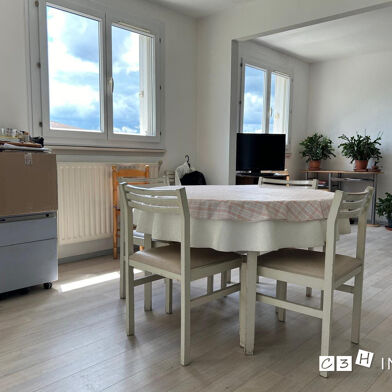 Appartement 4 pièces 94 m²