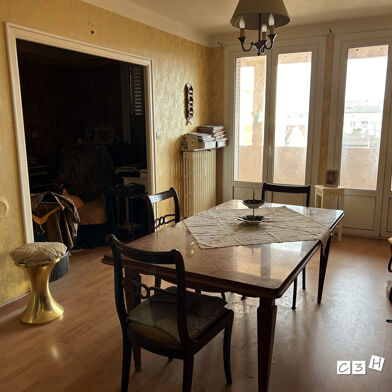 Appartement 3 pièces 164000 €