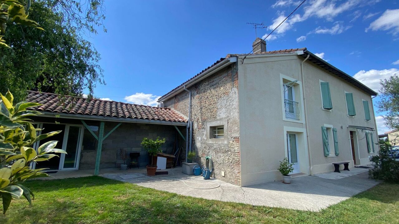 maison 5 pièces 220 m2 à vendre à Saint-Élix-le-Château (31430)