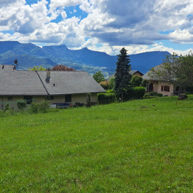 Terrain 790 m²