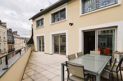 Appartement 6 pièces 443000 €