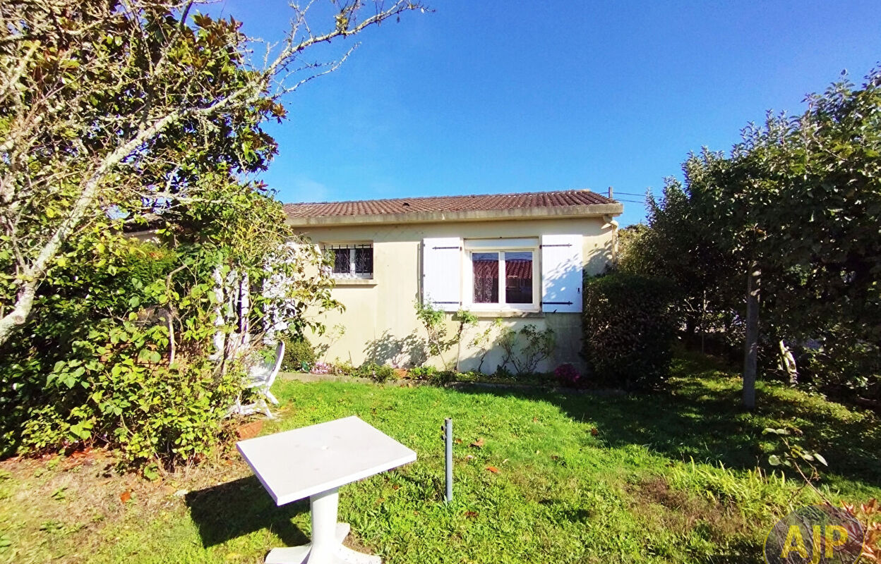 maison 5 pièces 80 m2 à vendre à Montaigu-Vendée (85600)