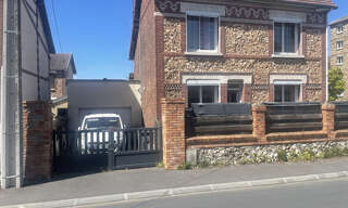 Maison 8 Pièces 119 m² à vendre à Petit-Couronne (76650)