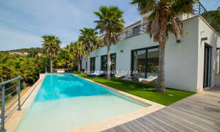 Maison 18 Pièces 580 m² à vendre à Roquebrune-sur-Argens (83380)