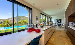 Maison 18 Pièces 580 m² à vendre à Roquebrune-sur-Argens (83380)