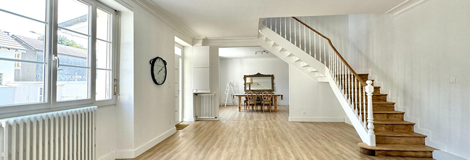 Maison 6 Pièces 190 m² à vendre à Aressy (64320)