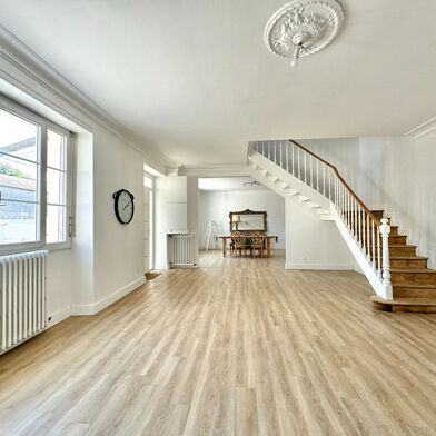 Maison 6 pièces 349000 €