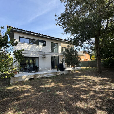 Maison 4 pièces 136 m²