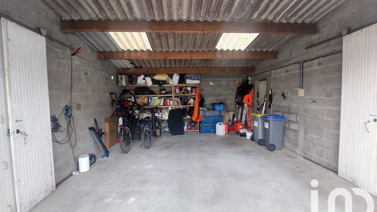 garage  pièces 33 m2 à vendre à Rezé (44400)