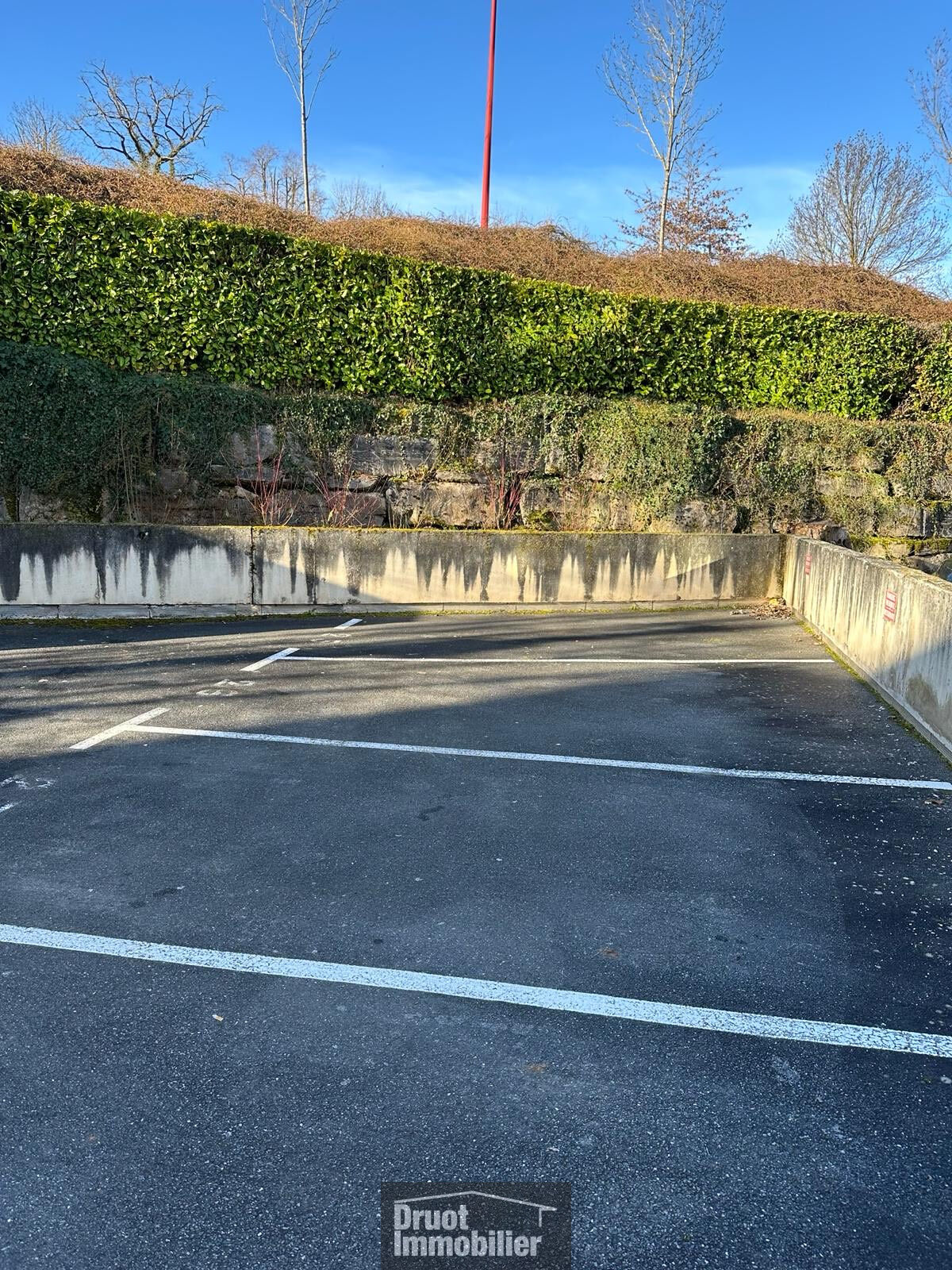 Parking  à louer Rodez 12000
