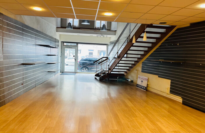 Local commercial de 135 m2 — photo 2