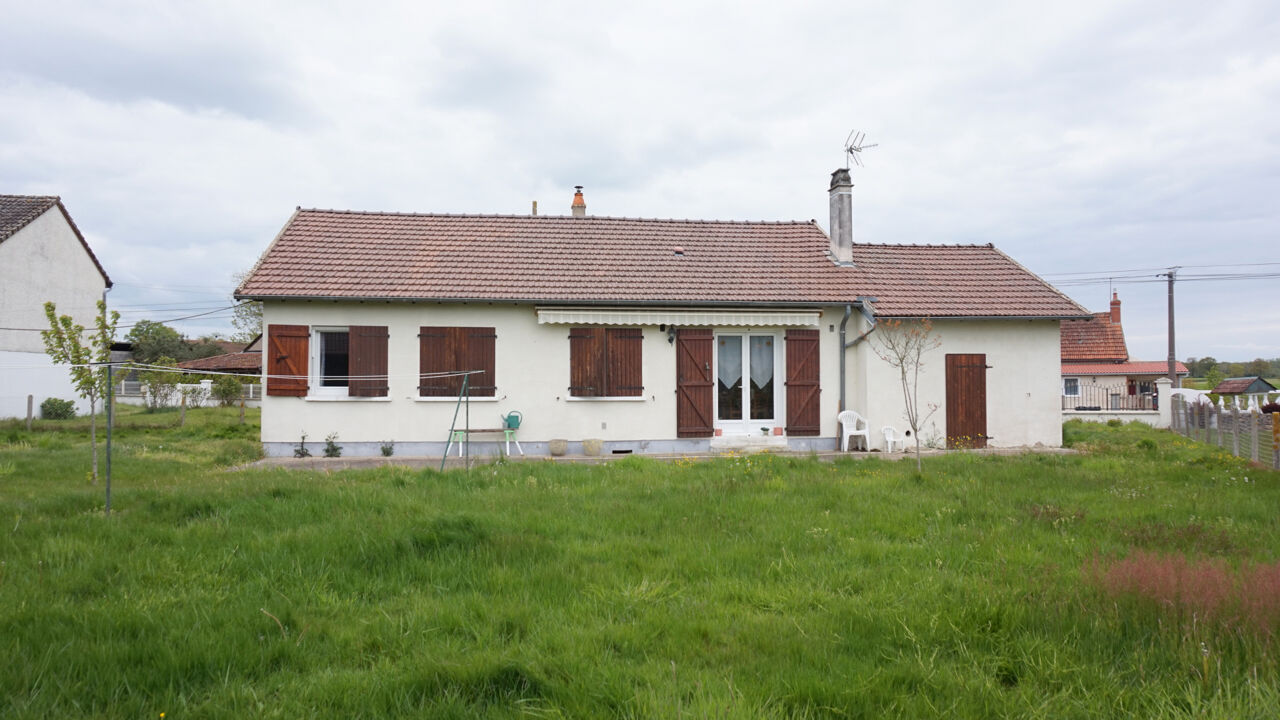 maison 5 pièces 98 m2 à vendre à Charrin (58300)