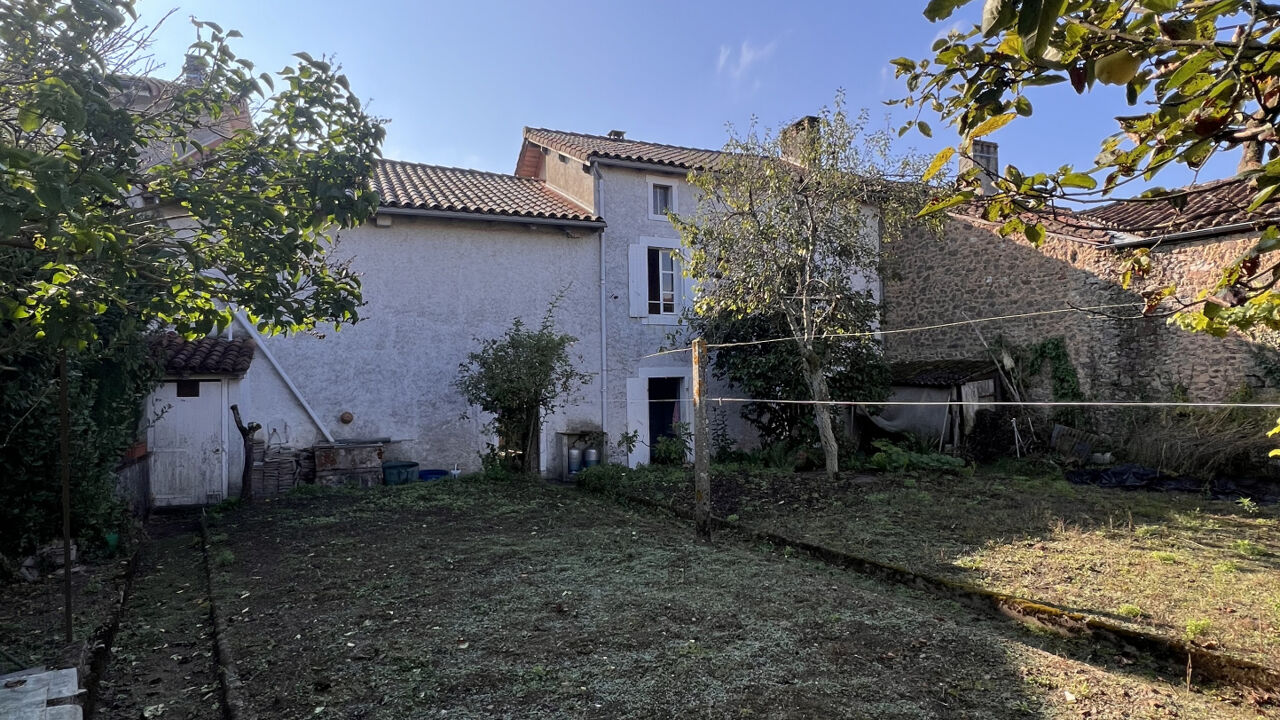 maison 7 pièces 100 m2 à vendre à Chassenon (16150)