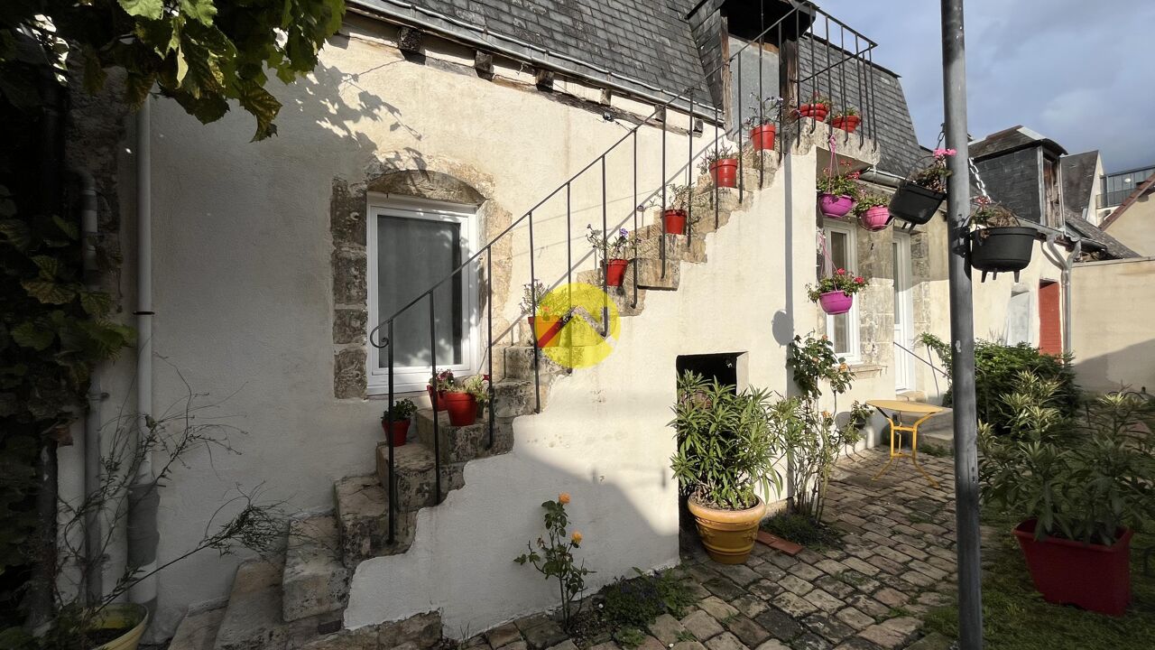 maison 9 pièces 305 m2 à vendre à Bourges (18000)