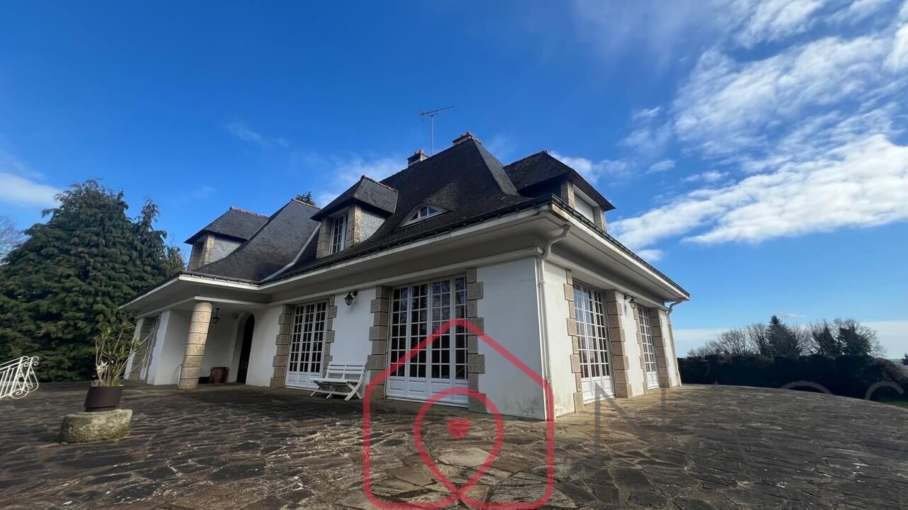 maison 6 pièces 230 m2 à vendre à Pontivy (56300)