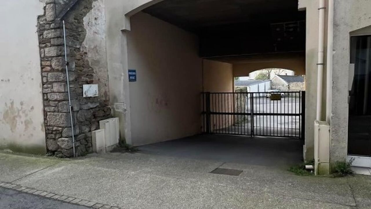 garage  pièces 6 m2 à vendre à Pontivy (56300)