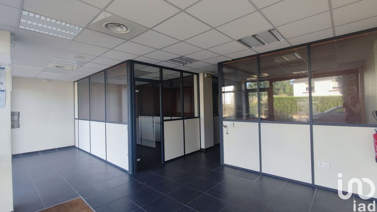 bureau  pièces 110 m2 à vendre à Lisieux (14100)